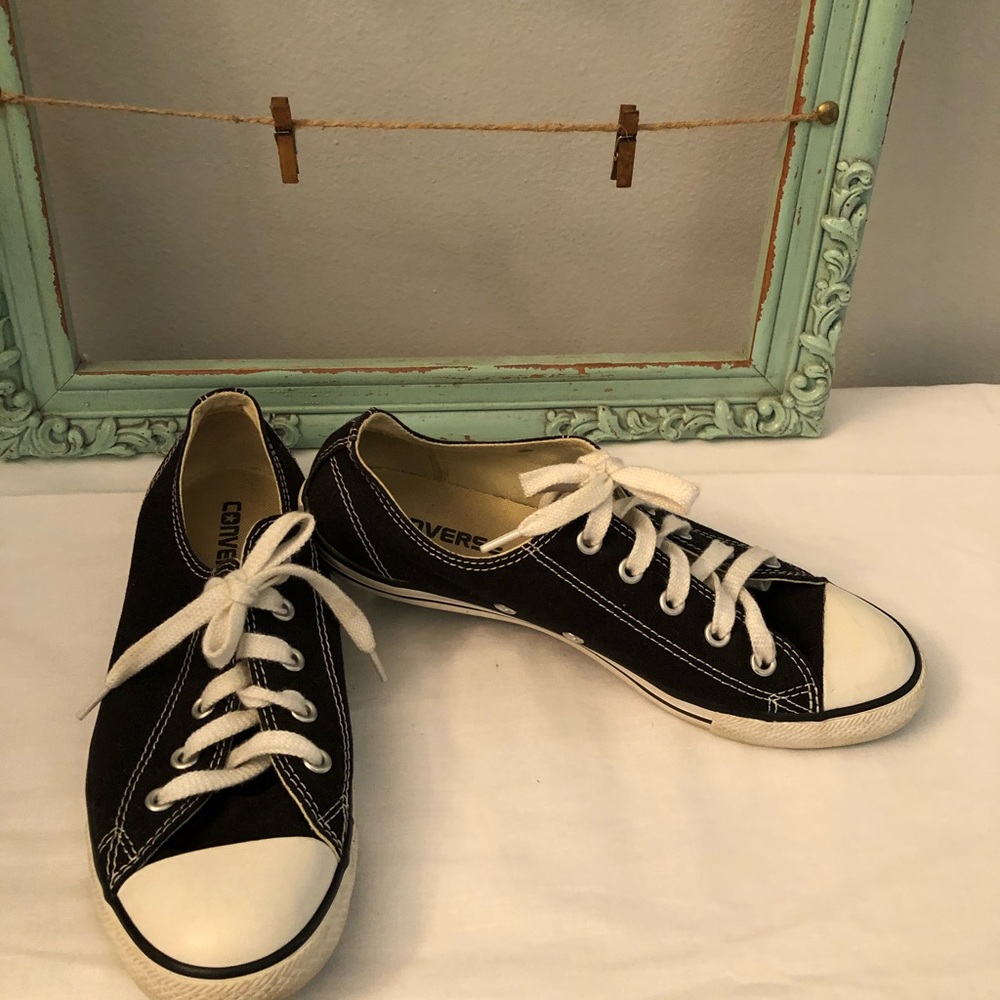 Converse Dainty black and white Size 7